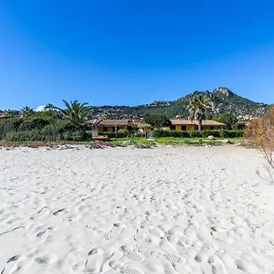 https://villette-pino.in-sardinia.net