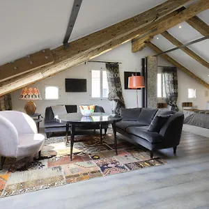 https://maryloft-in-cannareggio.hotelinveneto.com